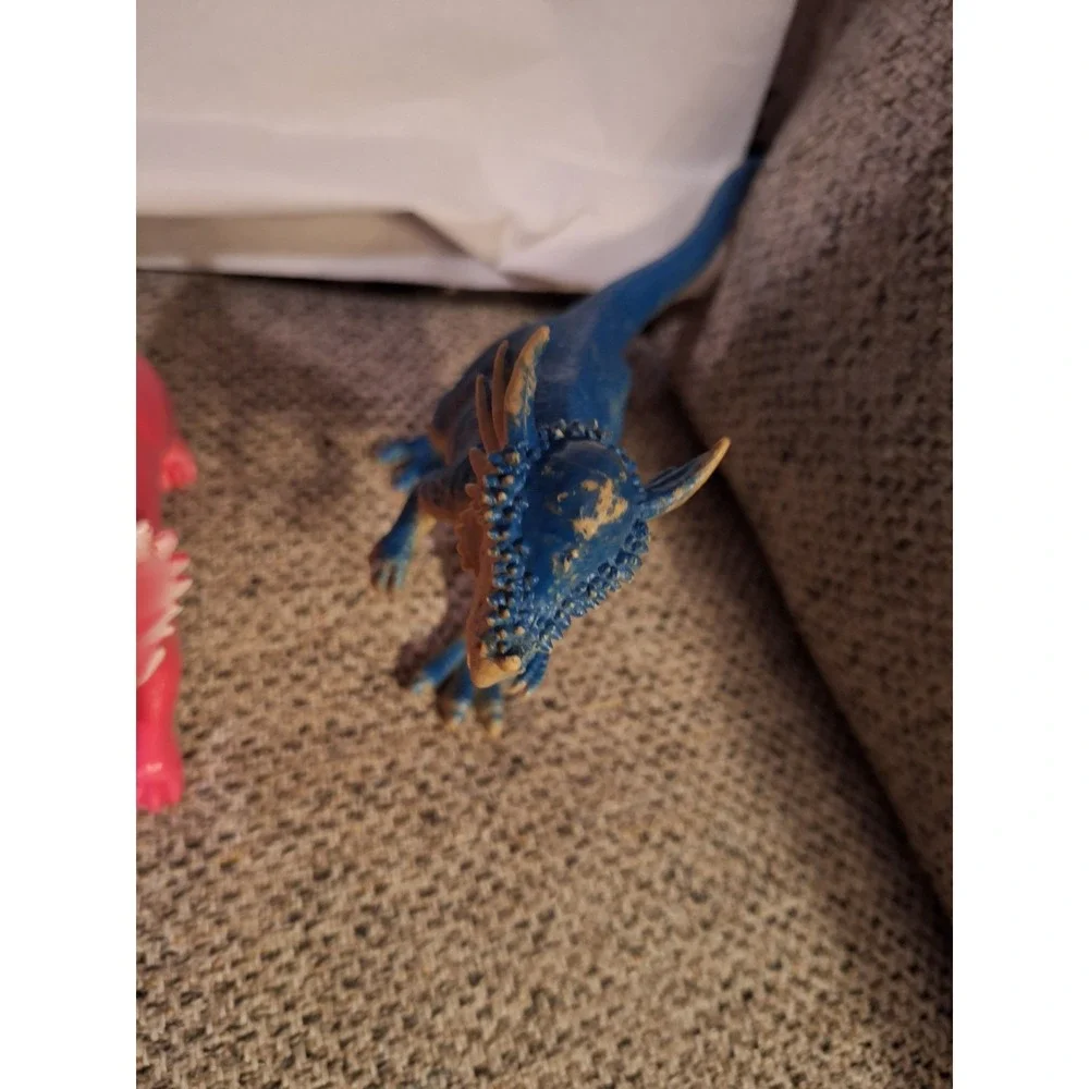 Plastic Dinosaur Lot‎ of 5 Prehistoric Mixed Sizes & Brands Dinosaur Toys Loose